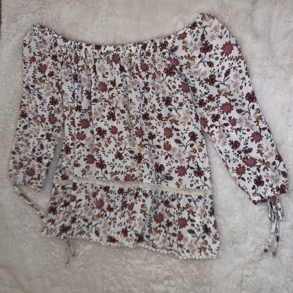 AE off the shoulder top